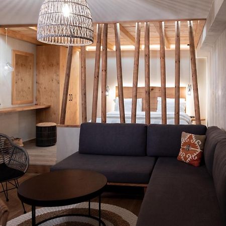 Theros By Agora Luxury Apartments In The Heart Of Heraklion Dış mekan fotoğraf