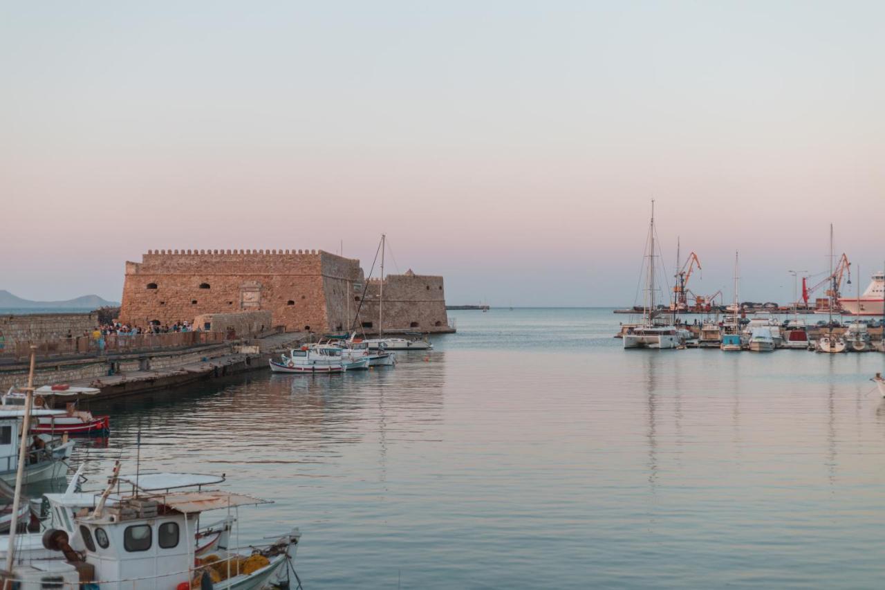 Theros By Agora Luxury Apartments In The Heart Of Heraklion Dış mekan fotoğraf