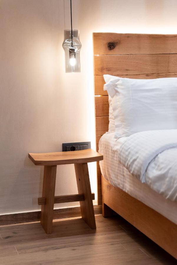 Theros By Agora Luxury Apartments In The Heart Of Heraklion Dış mekan fotoğraf