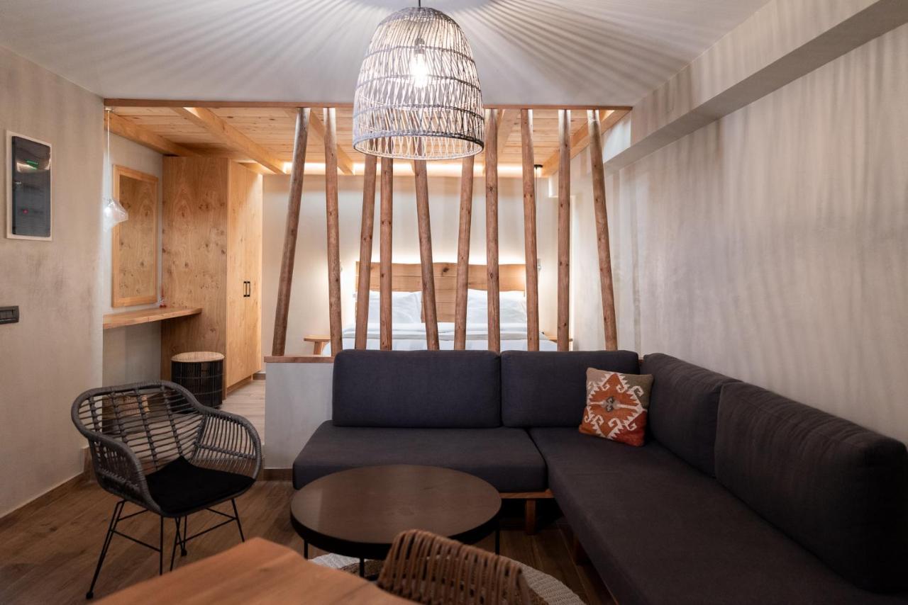 Theros By Agora Luxury Apartments In The Heart Of Heraklion Dış mekan fotoğraf