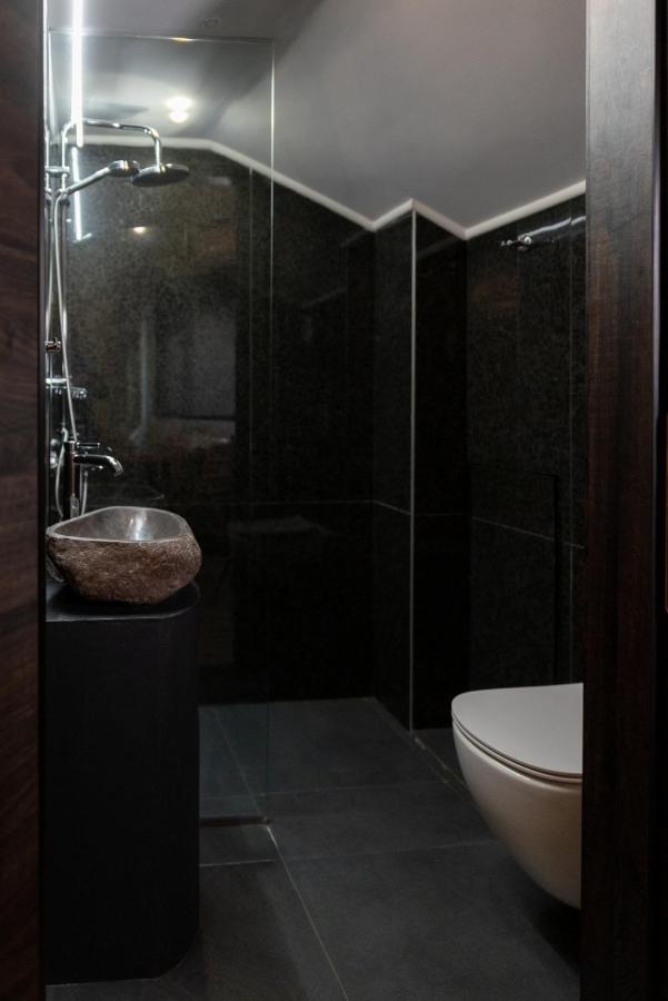Theros By Agora Luxury Apartments In The Heart Of Heraklion Dış mekan fotoğraf