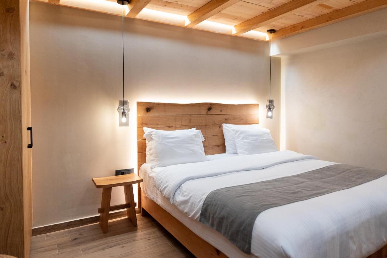 Theros By Agora Luxury Apartments In The Heart Of Heraklion Dış mekan fotoğraf