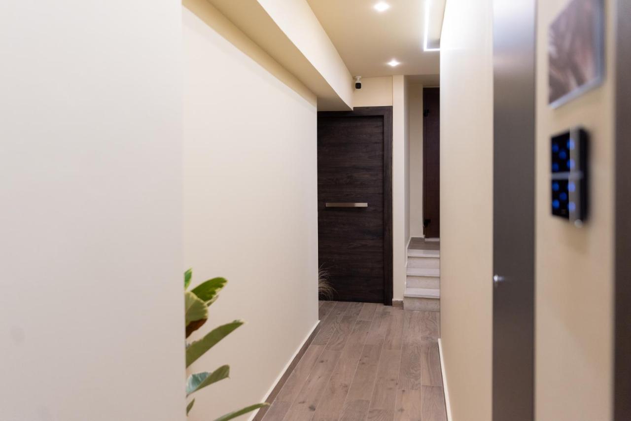 Theros By Agora Luxury Apartments In The Heart Of Heraklion Dış mekan fotoğraf