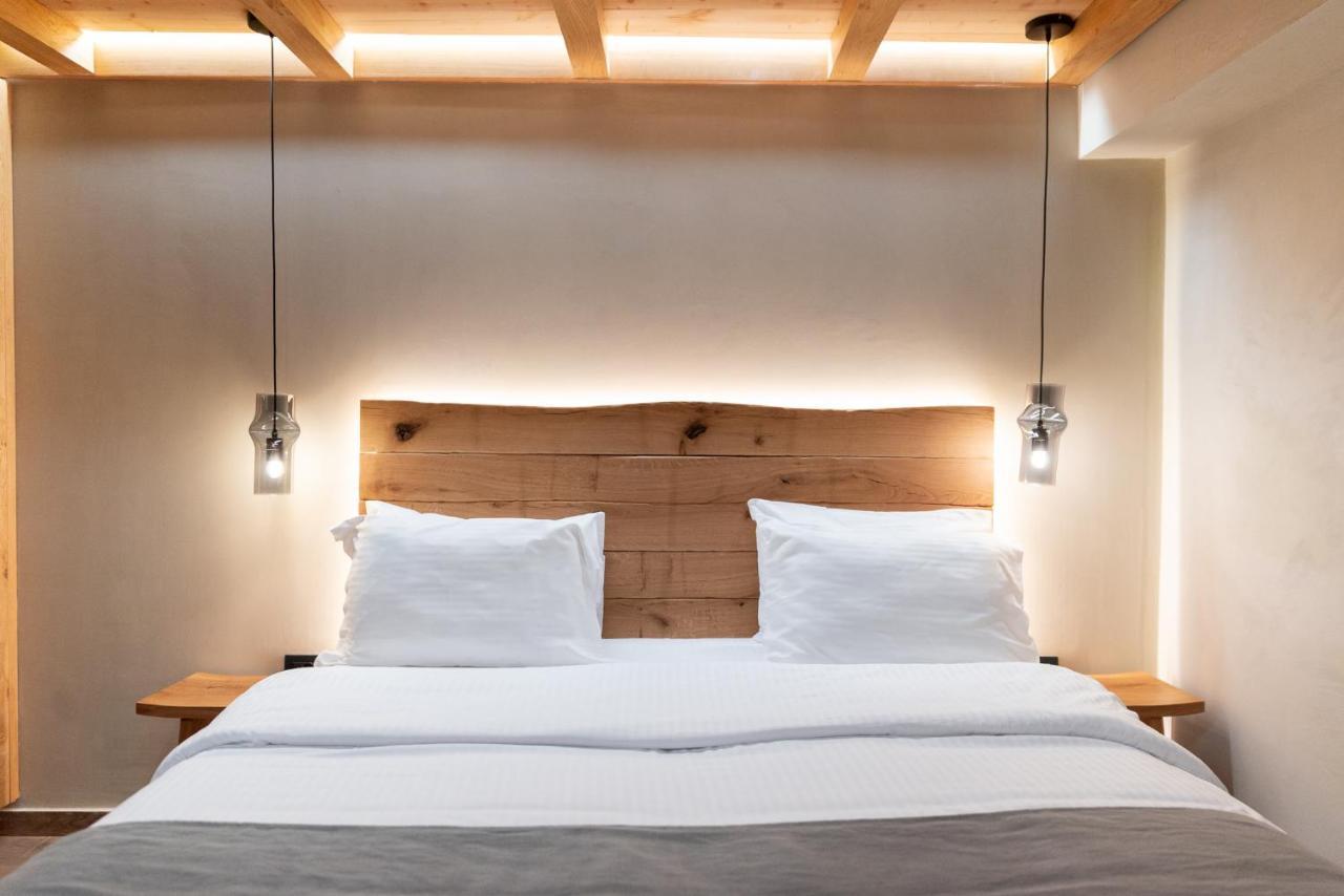 Theros By Agora Luxury Apartments In The Heart Of Heraklion Dış mekan fotoğraf